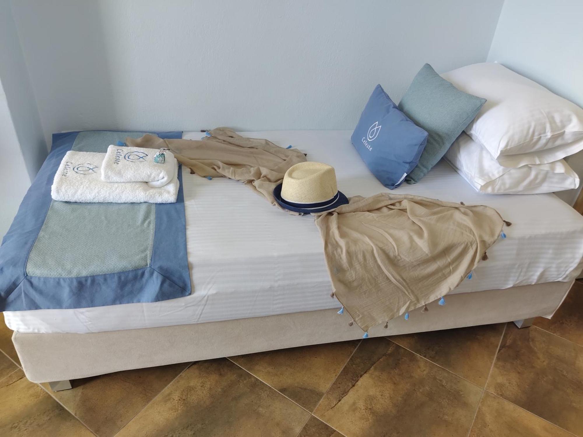 Celeste Deluxe Apartments Skala Potamia  Habitación foto